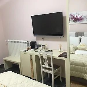 Lux De Paris 4* Tirana
